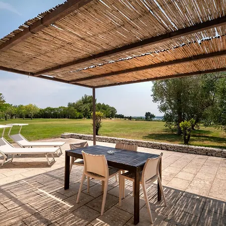 Podere Santa Chiara منزل ريفي أوترانتو