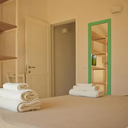 منزل ريفي Podere Santa Chiara *